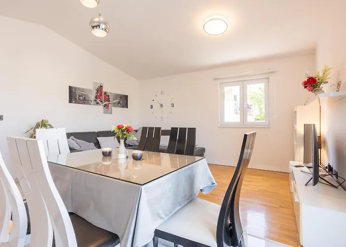 Tomo Appartamento Podstrana